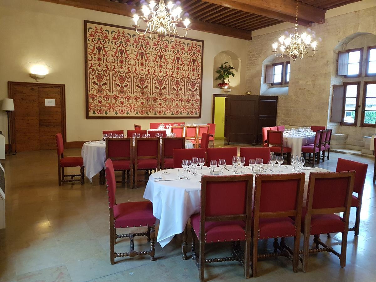 Chateau De Gilly Esterno foto